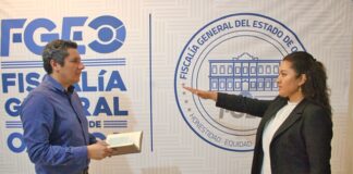 Toma protesta Fiscal de Oaxaca, Bernardo Rodríguez Alamilla, a Vicefiscal General de Atención a Víctimas y a la Sociedad