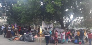 CIPO instala plantón frente a Palacio de Gobierno