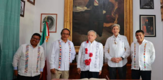 DETRÁS DE LA NOTICIA: ¿Quién sabotea votos a AMLO en Interoceánico y carreteras?