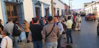 Personal de vectores toman oficinas de salud