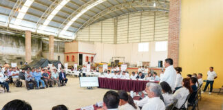 Ayuda mutua y diálogo, pide Gobierno de Oaxaca a pueblos para alcanzar el desarrollo