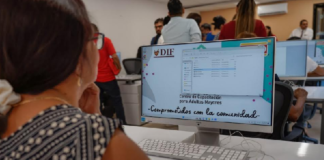 DIF Municipal, CECATI 68 y tiendas OXXO capacita a adultos mayores