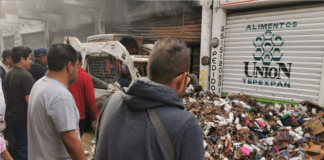 Se incendia bodega en la Central de Abasto, solo daños materiales