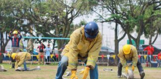 Instruye Heroico Cuerpo de Bomberos a empresas e instituciones en materia de actuación contra siniestros