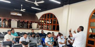 Capacita Semovi a personas concesionarias y operadoras de transporte para mejorar su servicio