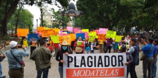 Artesanas denuncia a Modatelas por plaagiar diseños oaxaqueños