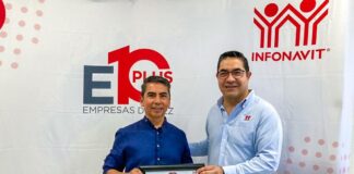 Recibe IFPA distintivo Empresa de Diez por el Infonavit