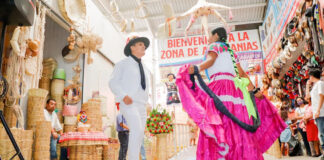 Fomentan la lectura y el baile en la Central de Abasto