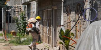 Fortalece SSO nebulización casa por casa en Ejutla de Crespo