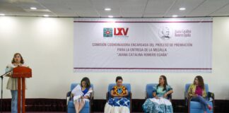 Congreso reconoce a 18 mujeres que participaron en el proceso para entrega de la medalla “Juana Catalina Romero Egaña”