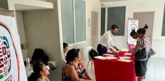 Otorgan créditos a micro, pequeñas y medianas empresas de San Juan Cotzocón