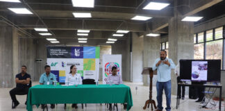 Autoridades de la Sierra Sur participan en el Encuentro Regional por la Educación