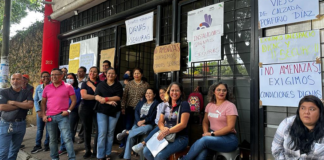 Trabajadores del Cecyte paran labores por cambio de oficinas