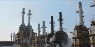 Controla PEMEX incendio en Refinería Salina Cruz