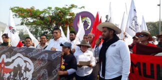 Marcha UACOL y organizaciones para exigir respuesta a sus demandas