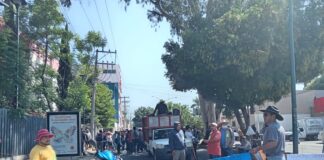 Marchan sindicalizados para exigir aumento salarial