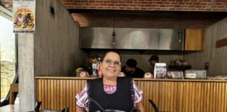 Comida ancestral en el Centro Gastronómico.