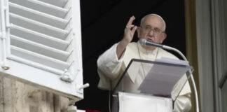 Pide el papa rezar y no descuidar “las otras guerras”