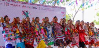 Música, danza y colorido se viven en la Expo Feria Artesanal de Alebrijes de San Antonio Arrazola 2023