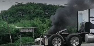 Se enfrentan camioneros de CATEM y pobladores de Tagolaba