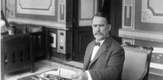 EfeméridesRIO: Álvaro Obregón publica el decreto que crea la SEP