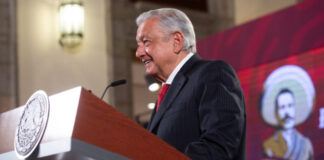 Felicita AMLO a españoles por elecciones realizadas ayer