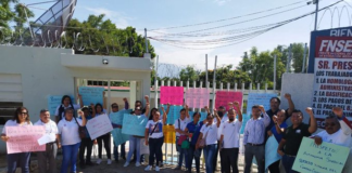 Sindicalizados del CONALEP paran labores, exigen entrega de carga de horarios