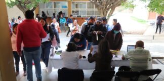 Cumple IEEPO entrega de beca mensual de la Estrategia Nacional de Iniciación a la Docencia en el Medio Indígena