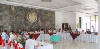 Encabeza Jesús Romero evaluación del Programa de Reubicación y Regularización de asentamientos irregulares en Huatulco