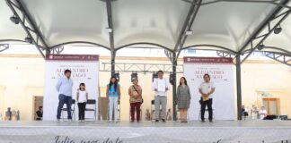 Honra Salomón Jara Cruz memoria del maestro Alejandro Santiago en Oaxaca