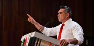 Ni nos van a dividir, ni nos van a doblar: Alejandro Moreno