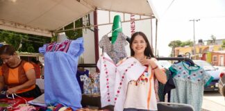 Mujeres emprendedoras y artesanas expenden sus productos en Jornada Naranja