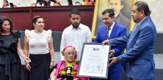 Congreso rinde homenaje al oaxaqueño Adolfo Gurrión Carrasco