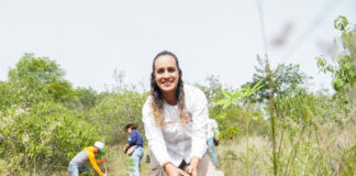 Una `Gozona´ la primera jornada de reforestación del Gobierno de Oaxaca en el Cerro del Fortín