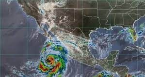 Disminuye la fuerza de los vientos de Hilary y ahora es un huracán de categoría 2