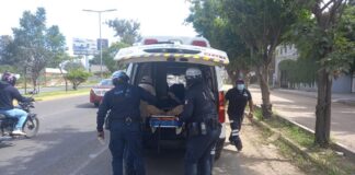 Motociclista en estado de ebriedad se accidenta en Símbolos Patrios