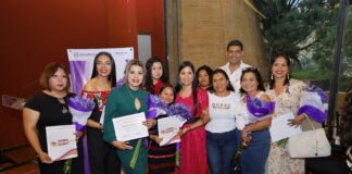 Impulsa el Gobierno de Oaxaca liderazgo de mujeres en las ocho regiones