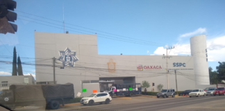 Policías estatales mantienen protesta, titular de la SSP descarta paro