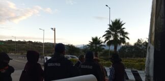 Por segundo día toman caseta de Huitzo, automovilistas acusan cobros excesivos