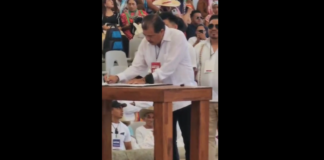 Abuchean a Eviel Pérez Magaña durante evento de Claudia Sheinbaum