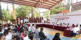 Con acciones, demuestra Gobierno del Estado estar al servicio del pueblo en Santa Ana Tlapacoyan