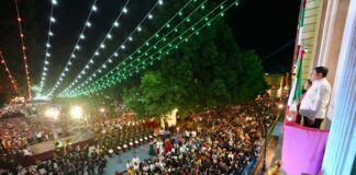 Salomón Jara da Grito de Independencia; celebra Oaxaca la Primera Transformación