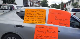 Protestan en oficinas del IEEPO para exigir maestros para la Sierra Norte