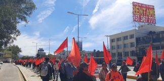 Marcha Sol Rojo en la ciudad de Oaxaca, urge atención a sus demandas