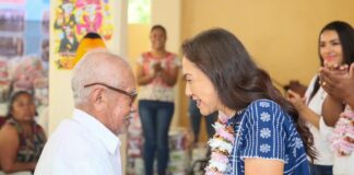 Continúa la entrega de apoyos por parte del DIF Oaxaca en la Sierra de Flores Magón