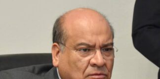 Renuncia Javier Villacaña a la presidencia estatal del PRI