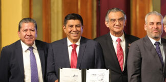 Firma Oaxaca Acuerdo Nacional para la Federalización del Sistema de Salud para el Bienestar