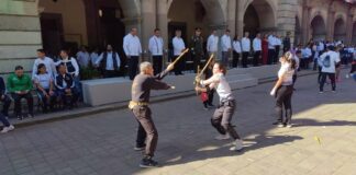 Encabeza Salomón Jara desfile de la Revolución Mexicana