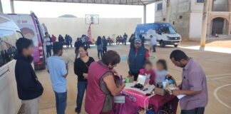 Caravana de Unidades de Cuidados DIF visita 22 municipios de la Sierra Sur