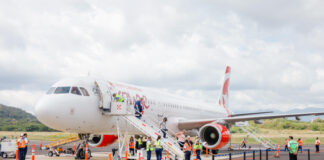 Recibe Huatulco primer vuelo de Air Canada Vacations de la temporada invernal
